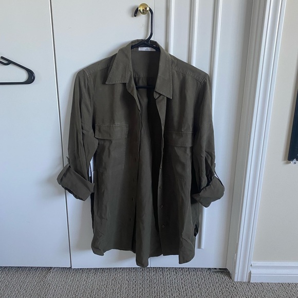 Aritzia Tops - Babaton Utility Shirt NWT